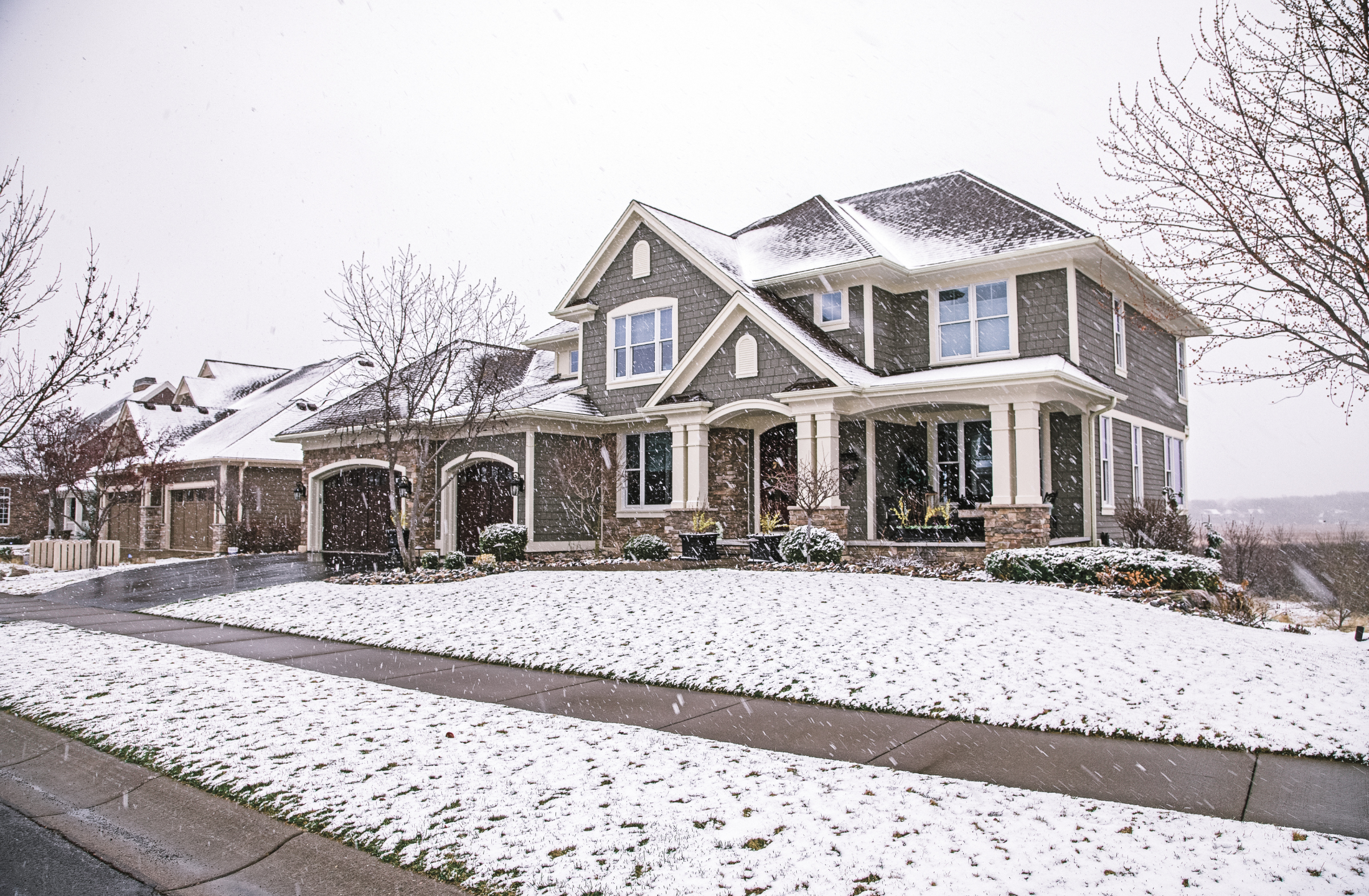 roof with snow westlake Ohio